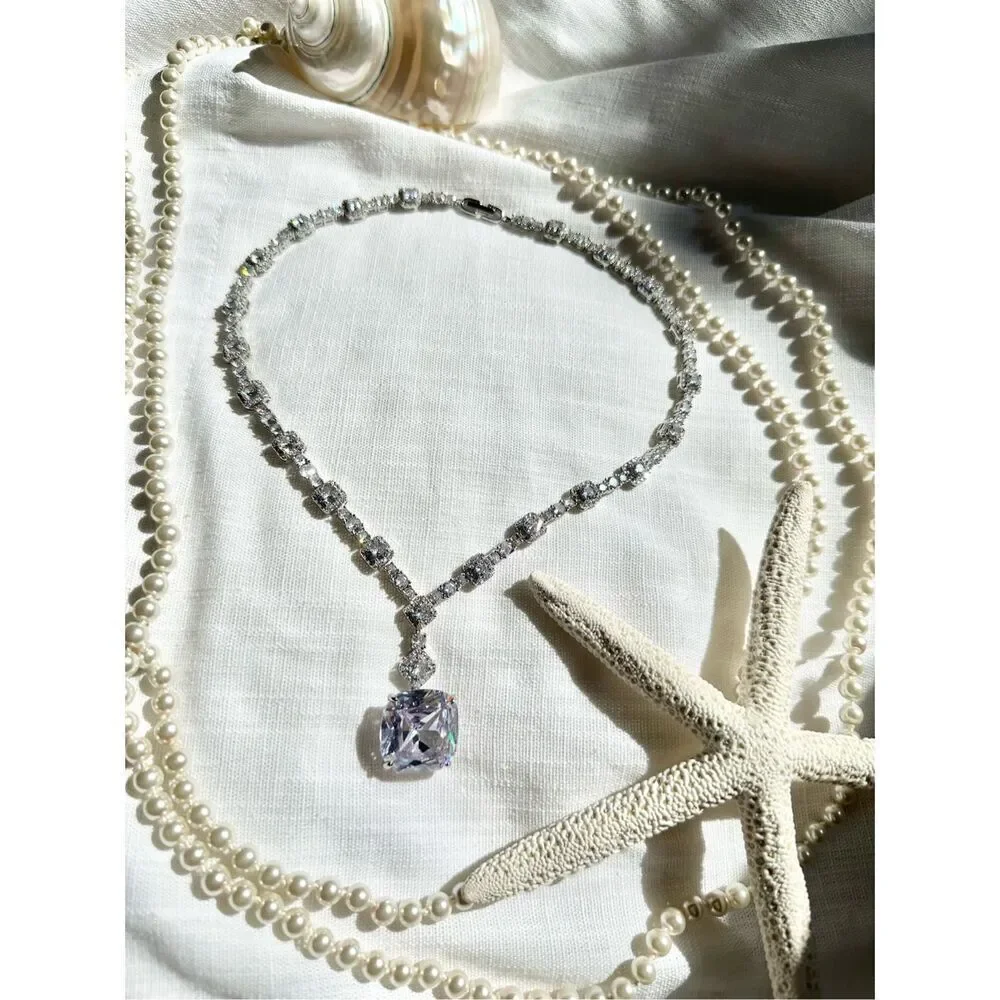 Stunning cushion cut cubic zirconia statement necklace